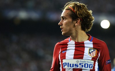 第一体育动态-卡尔登泰与主帅冲突更衣室炸了